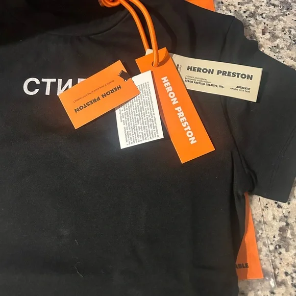 Heron Preston Black Tee Flaming Skull - Picture 5 of 10